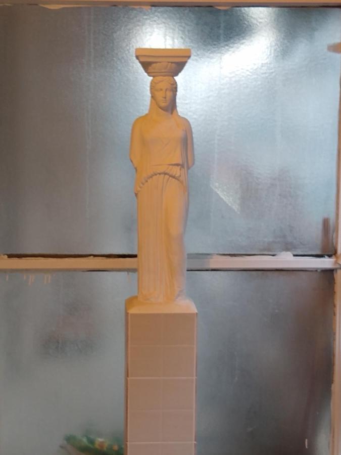 Acropolis Within 10 Minutes Walk! Classical Apartment And A Hostess At Your Side! Atenas Exterior foto